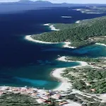 Shangri-la * Milna (Hvar)
