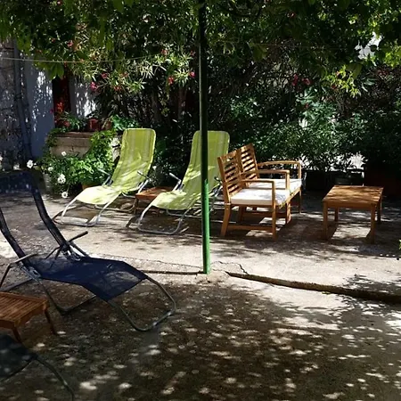 Shangri-la * Milna (Hvar)