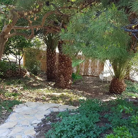 Shangri-la Milna (Hvar)